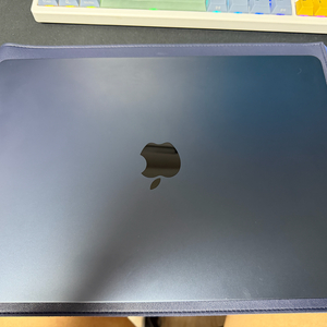 맥북에어 m2 15 미드나이트 팝니다
