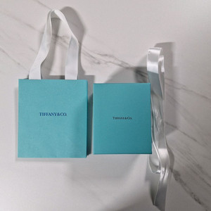 티파니 목걸이케이스 박스 쇼핑백팝니다 이미지