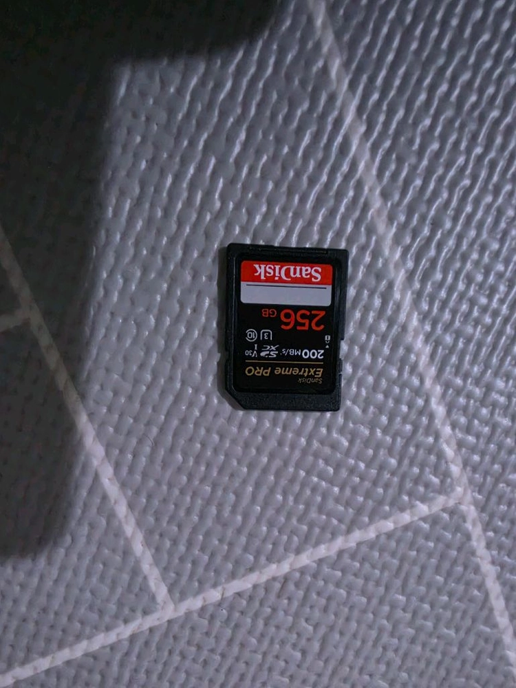 캐논 EOS R50 V 14-30 KIT (블랙) 256램 슈팅그립 정품배터리 2개정 외 풀세트 25.5구입 새제품 이미지