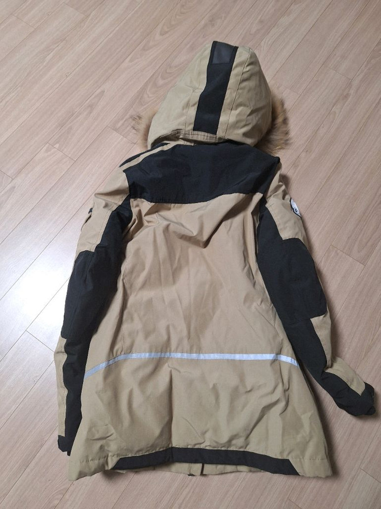 버커루 패딩 이미지