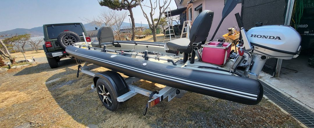호비 카약 보트 +등록 트레일러+혼다 4싸이클 5 마력 엔진(미국 직구) 세트 이미지