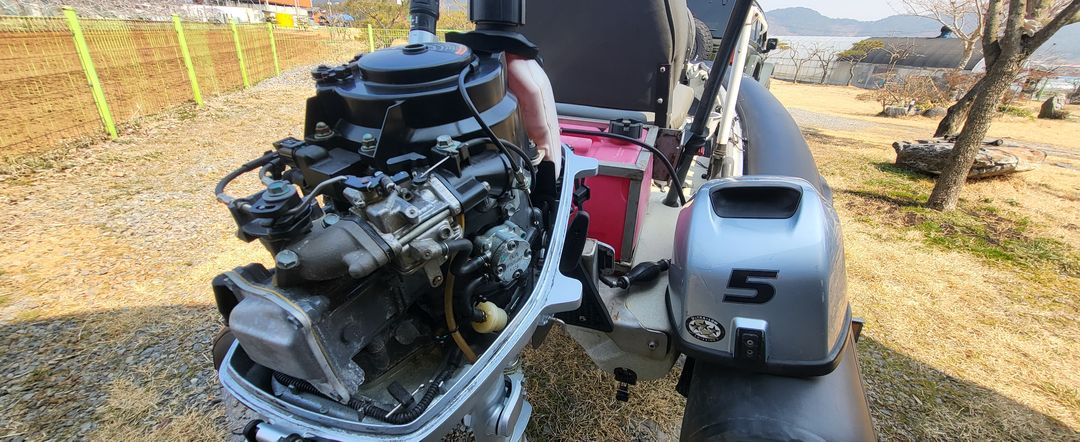 호비 카약 보트 +등록 트레일러+혼다 4싸이클 5 마력 엔진(미국 직구) 세트 이미지