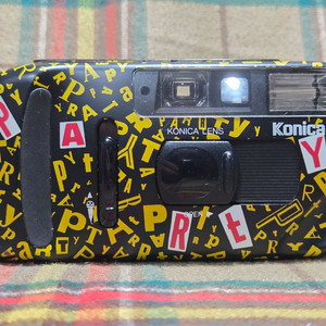 코니카 KANPAI 필름카메라