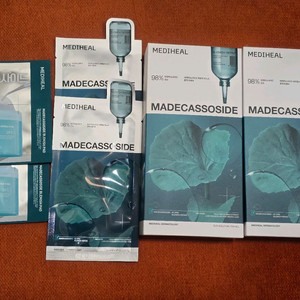 메디힐 마데카소사이드 에센셜 마스크 10매+1매 새상품