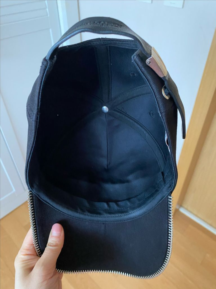 알렉산더맥퀸 볼캡--1