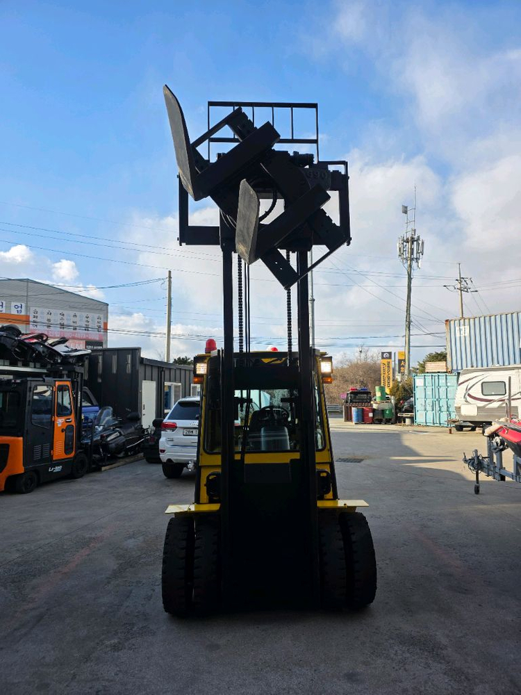 현대 4.5톤 로테이팅 지게차 이미지