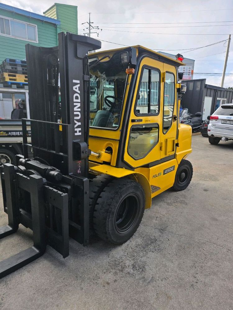 현대 4.5톤 로테이팅 지게차 이미지