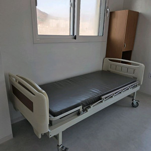 병원, 요양원 환자용 침대 이미지