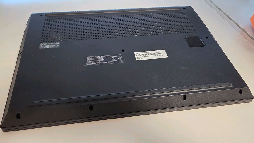 LG 게이밍 노트북 15인치 I7 램32기가 1060 1TB--4