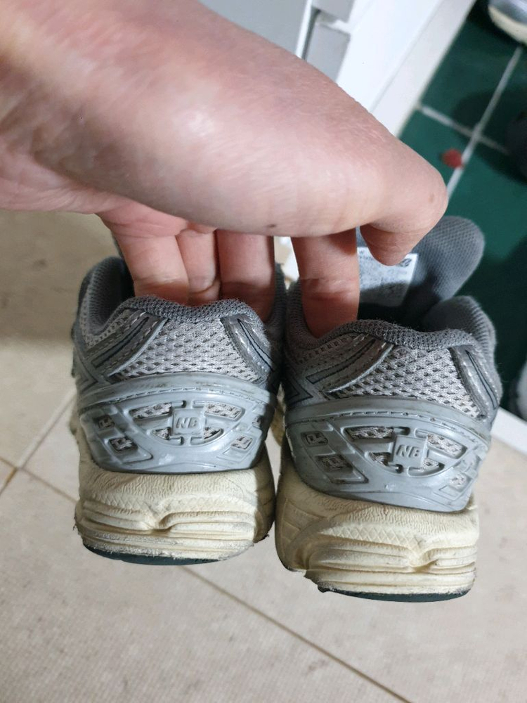 뉴발란스 키즈 운동화 1906 이미지