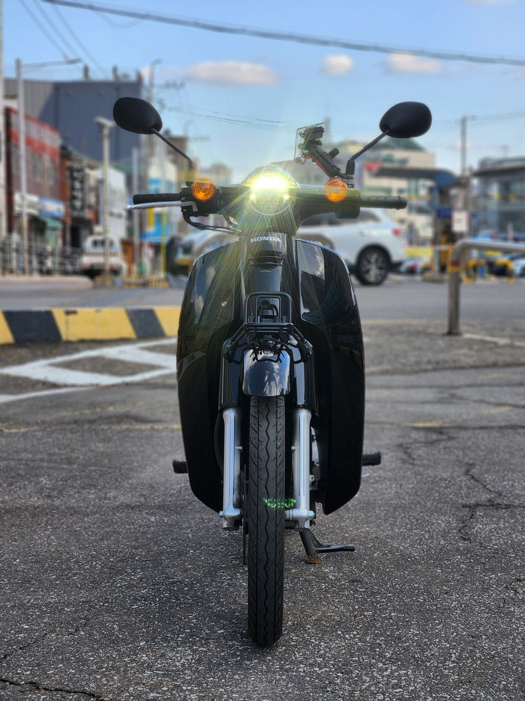 25년식/슈퍼커브110cc/2천/신차급컨디션매물팝니다 이미지