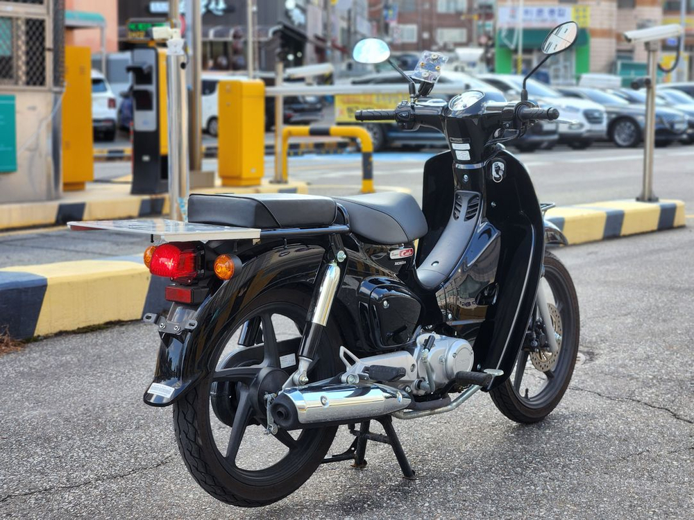 25년식/슈퍼커브110cc/2천/신차급컨디션매물팝니다 이미지