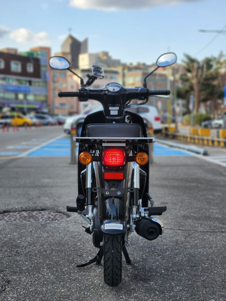 25년식/슈퍼커브110cc/2천/신차급컨디션매물팝니다 이미지