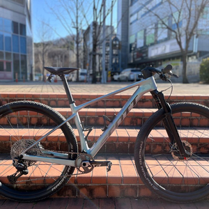 스캇 스케일 RC XTR di2 신형 조립 자전거 판매합니다.