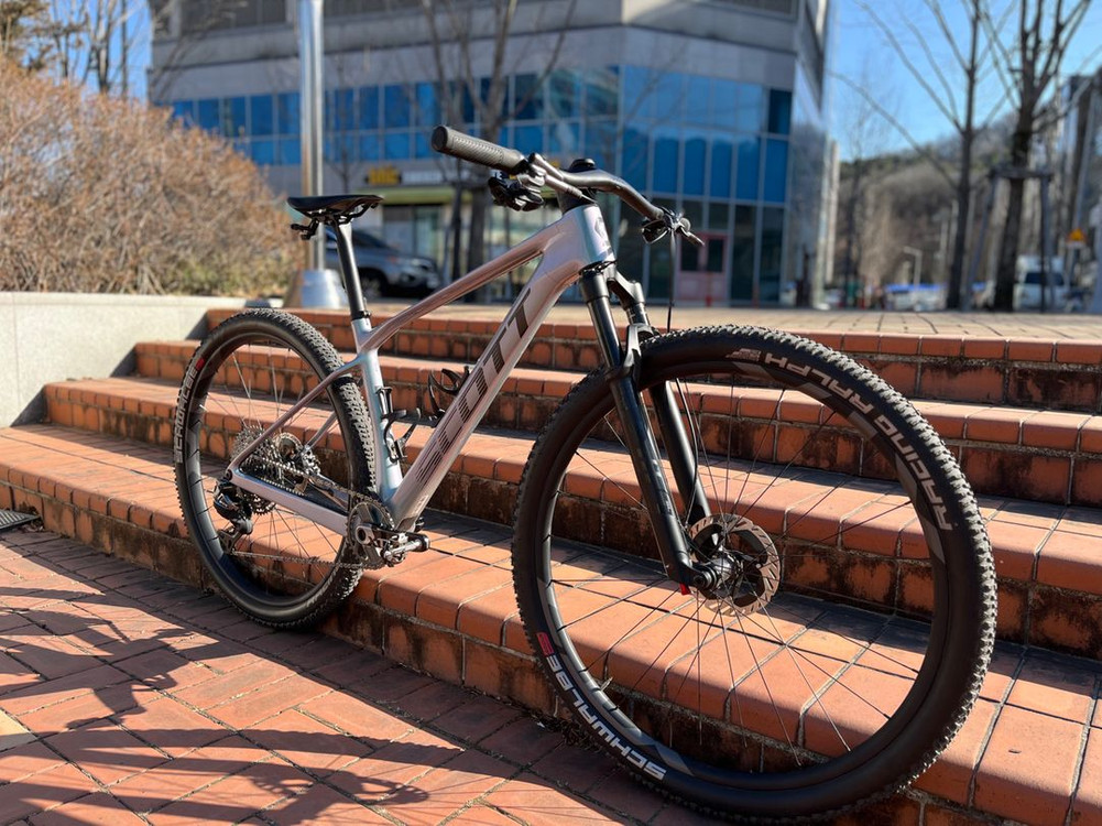 스캇 스케일 RC XTR di2 신형 조립 자전거 판매합니다.--8