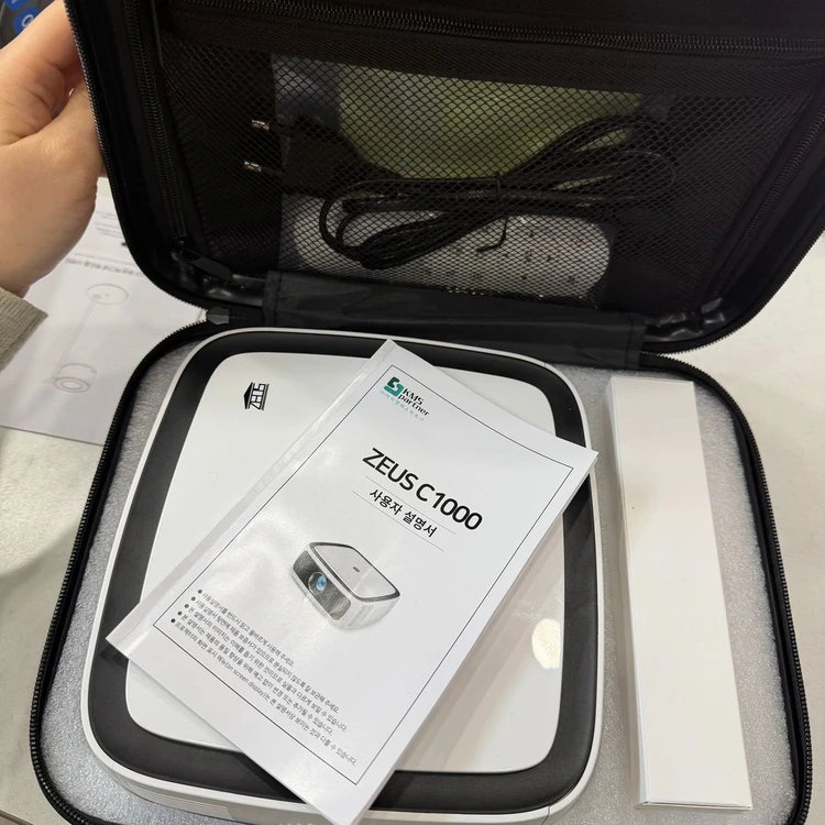 제우스 빔 프로젝터 C1000 이미지