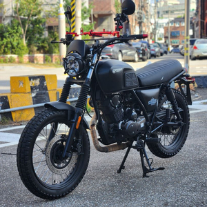 24년식/브릭스톤펠스버그125cc/3천/블박,세팅/신차급팝니다 이미지