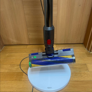 다이슨 V15 디텍트 무선청소기 이미지