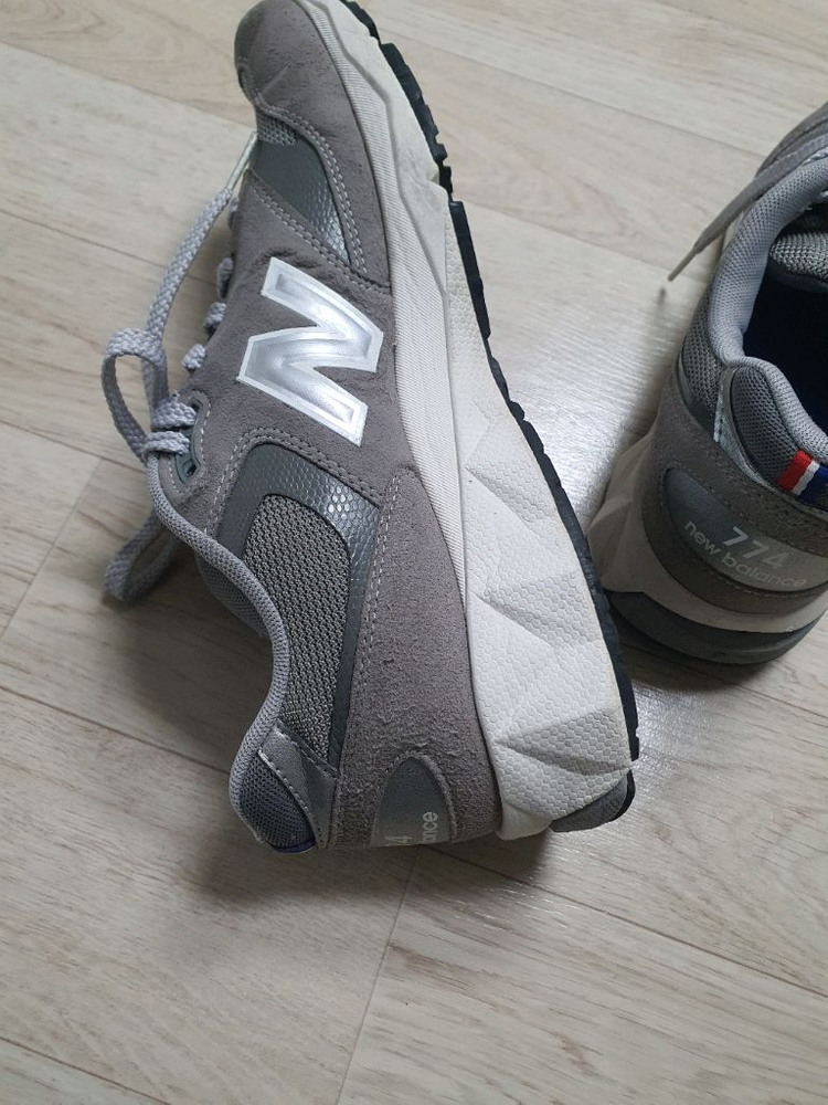 275 뉴발란스 774 운동화 스니커즈 신발 275사이즈 완전깨끗해요 이미지