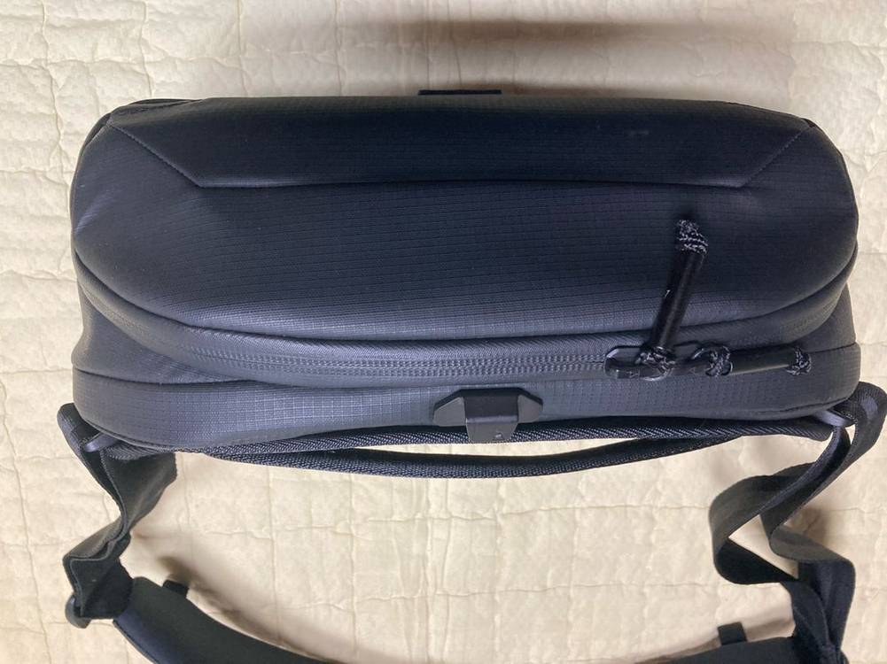 노매틱 피터 매키넌 슬링백 8L--1