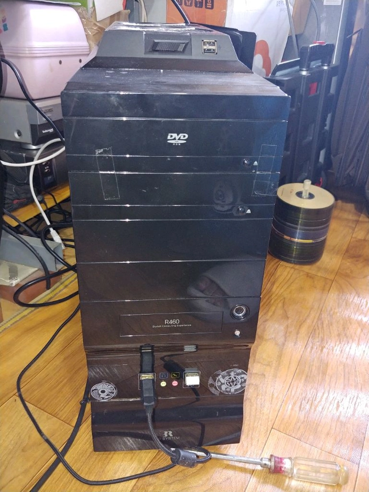 홈시어터 i5 8기가ram 250hdd, 7.1채널 오디오, 광출력 되는 최고급 보드, 준수한 그래픽 카드 이미지