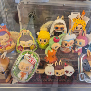 (정품)라부부 인형/피규어 택포 판매합니다.