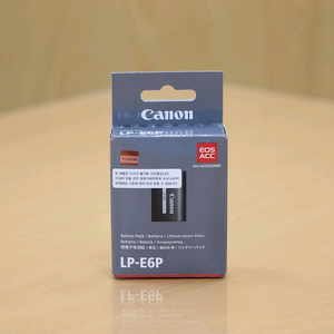 캐논 정품 LP-E6P + 서비스 배터리.(R5, R6용) 이미지