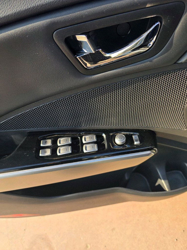 쌍용티볼리 4륜 옵션 많아요 화성개인직거래--6