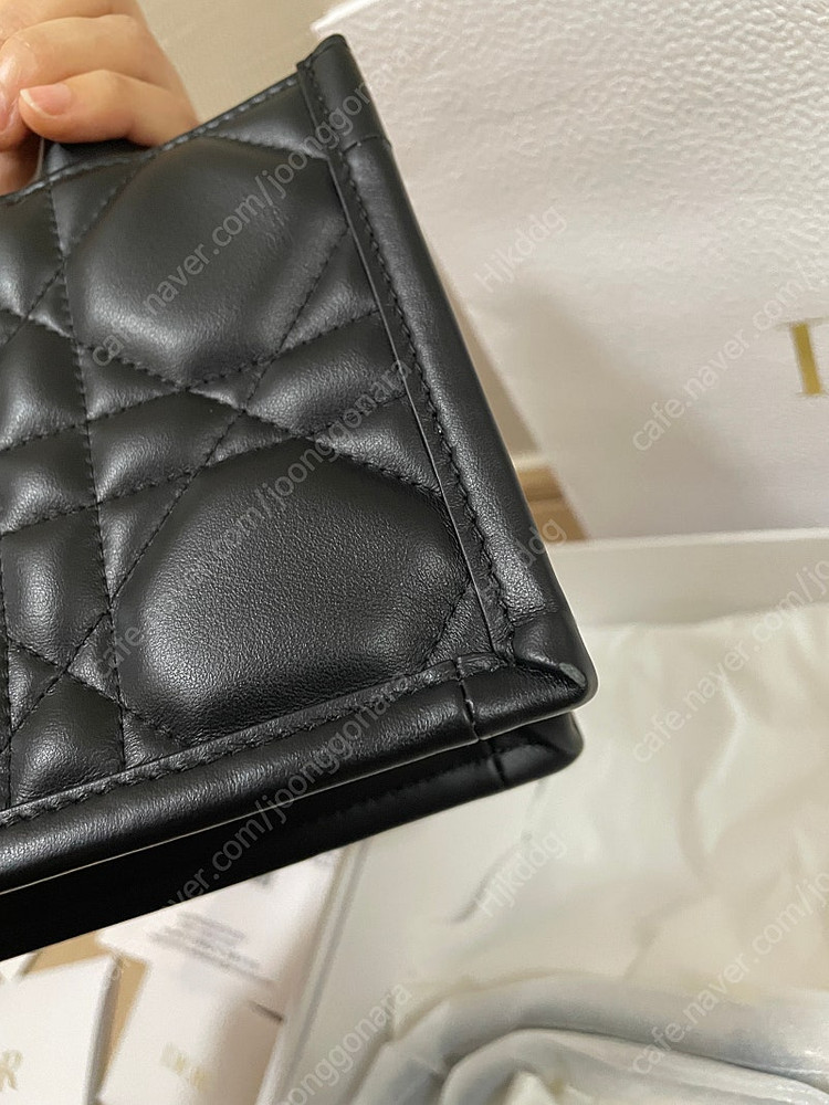 디올 북토트 레더 블랙 미니 풀박스 판매 이미지