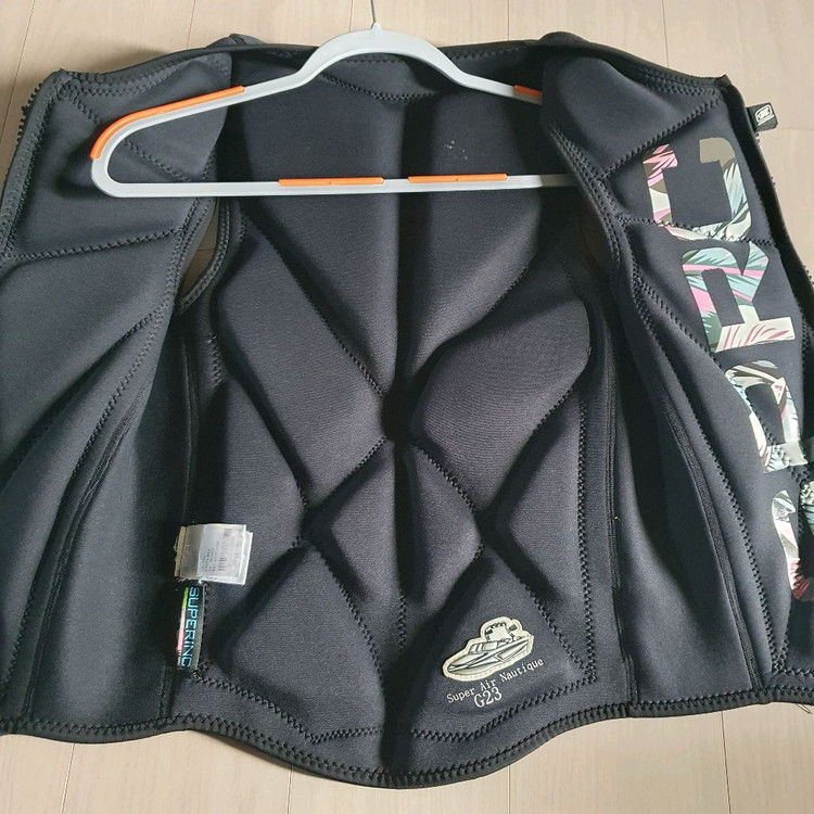 슈퍼링크 나티큐 g23 웨이크베스트 라이프자켓 수상스포츠 빠지 웨이크보드 수상스키 구명조끼 이미지