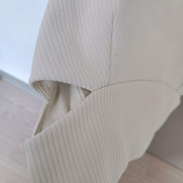 룰루레몬 옆트임 탱크탑, 오프화이트, M, 반택포 3.2--2