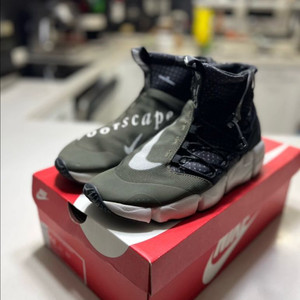 나이키 풋스케이프 미드 유틸리티