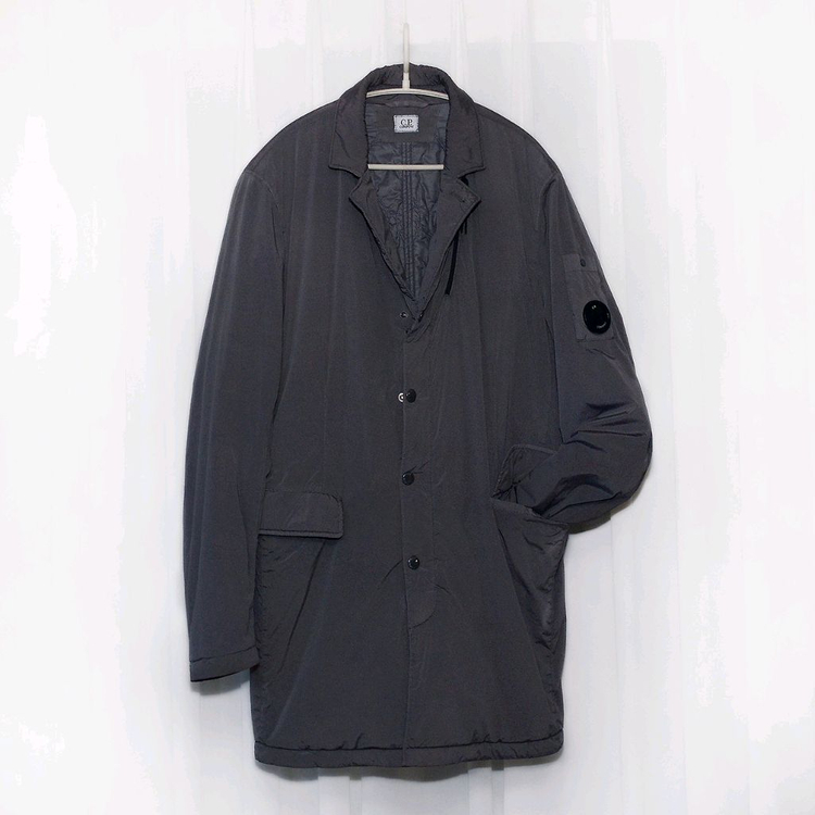 씨피 (CP) 컴퍼니 나이크라쉘 렌즈 와펜 패디드 롱자켓 (100) 이미지