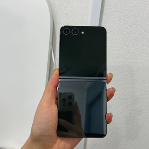 갤럭시Z플립5 그라파이트 512GB Y1564 이미지