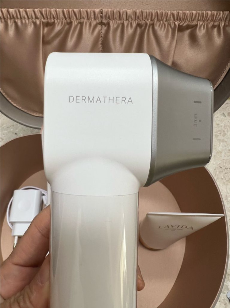 LG프라엘 더마쎄라 이미지