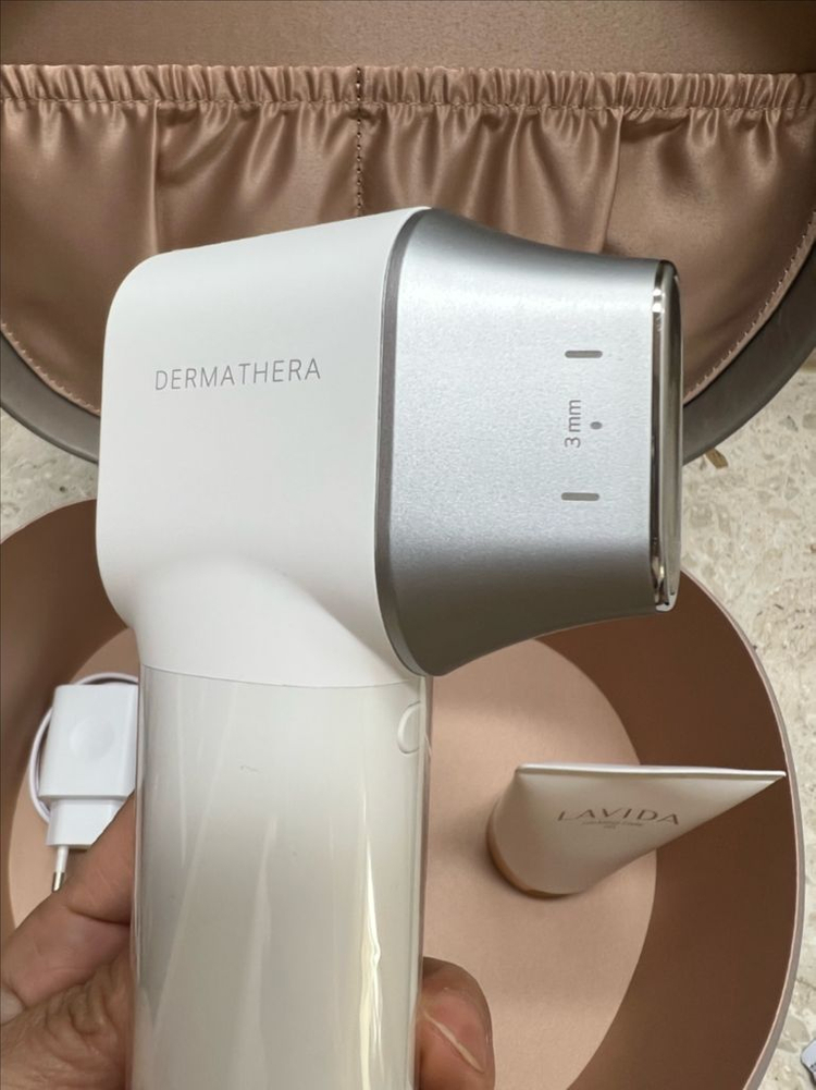 LG프라엘 더마쎄라 이미지