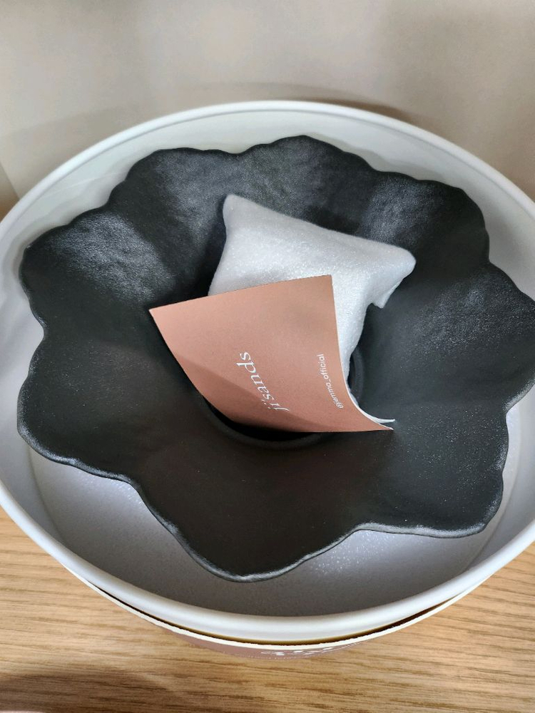 지샌즈 오브제 J 화병 꽃병 블랙 미사용 새제품(지엠마 상점 구매) 이미지