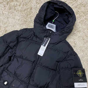 스톤아일랜드 25fw 크링클랩스 패딩 새상품 사이즈 L(XL)