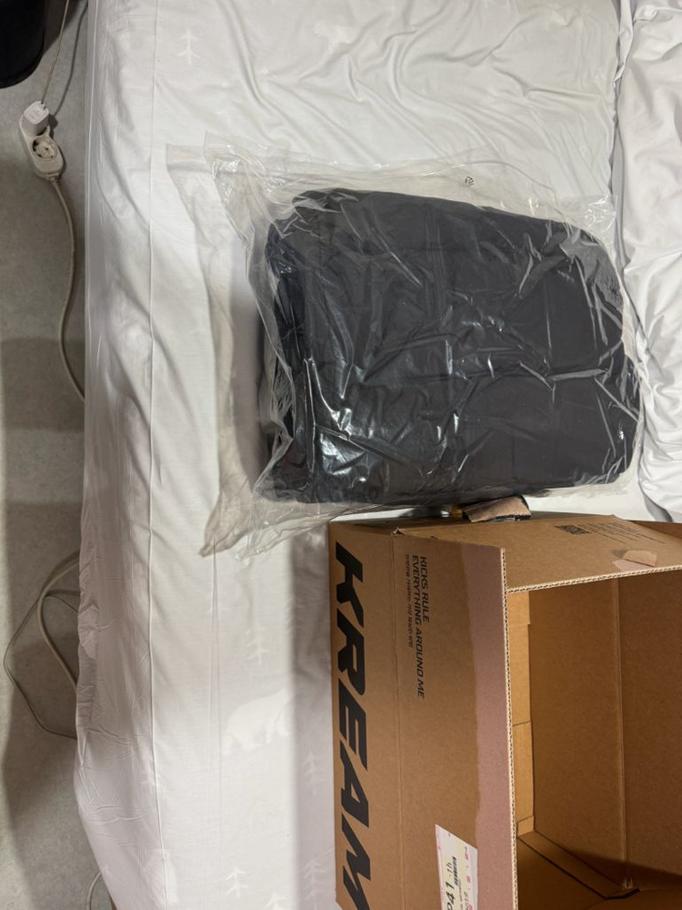 스톤아일랜드 25fw 크링클랩스 패딩 새상품 사이즈 L(XL)--6