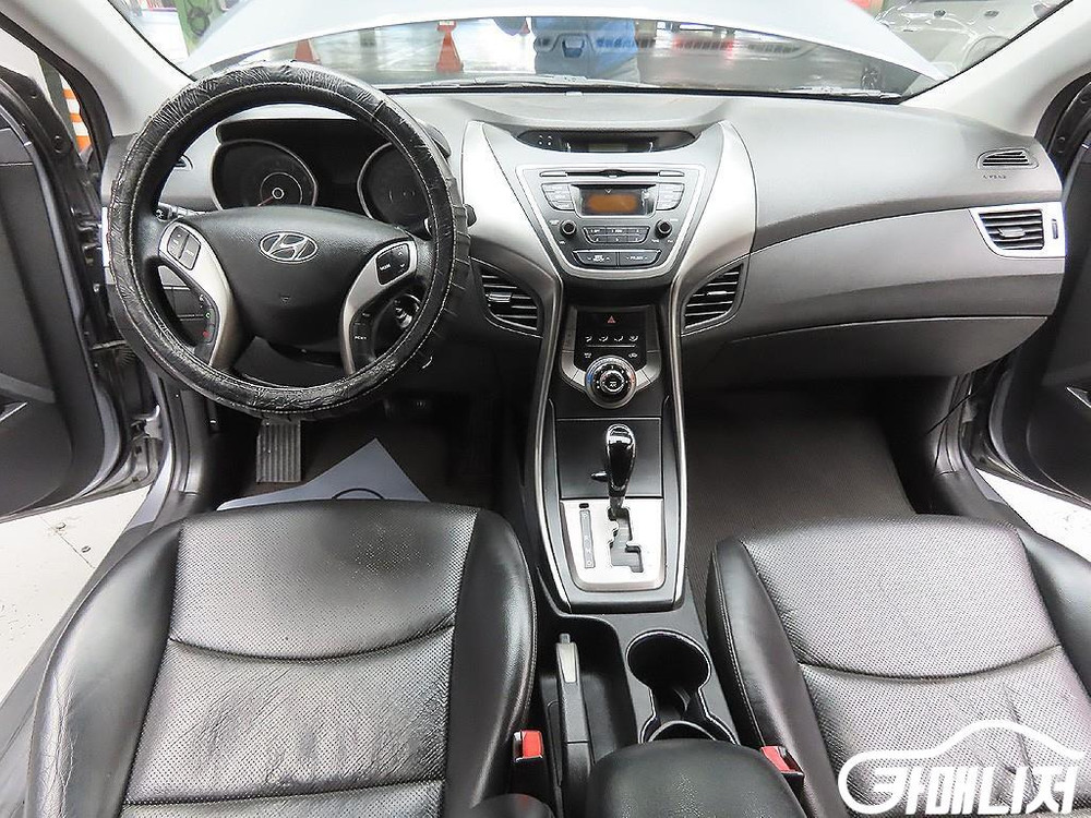 [현대]아반떼 MD M16 GDI 스타일 (5인승) #3월급매 이미지