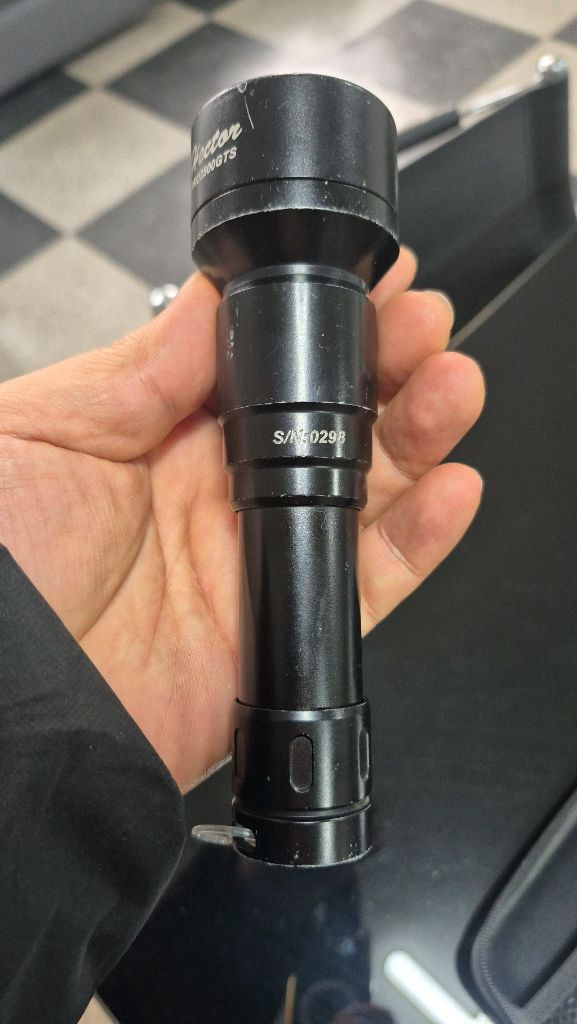 수중랜턴 엘프 elf 프로 2500 gts 이미지