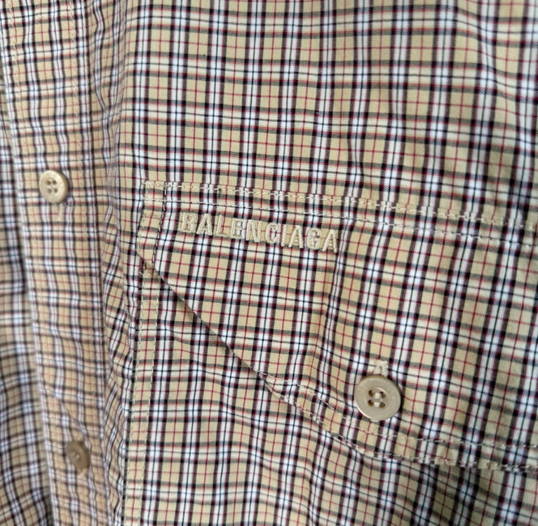 [M] 발렌시아가 21fw 체크 오버사이즈 버튼 다운 셔츠 베이지--5