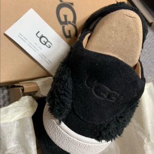 어그 울리치 슬립온 6사이즈