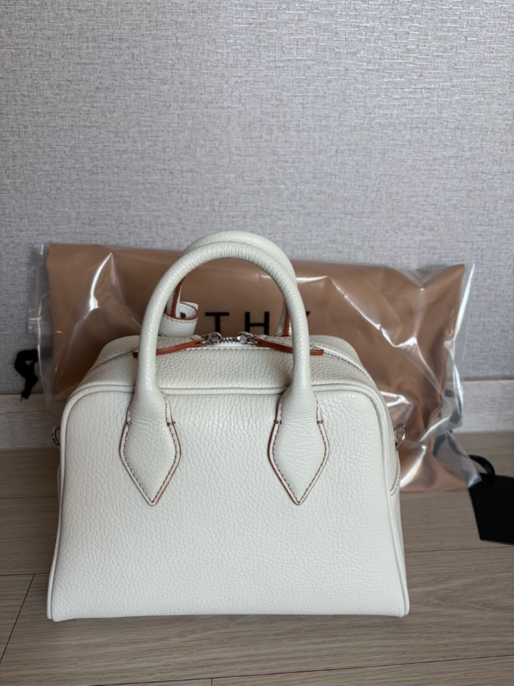 (새상품) 띠서울 레옹백 크림 S--1