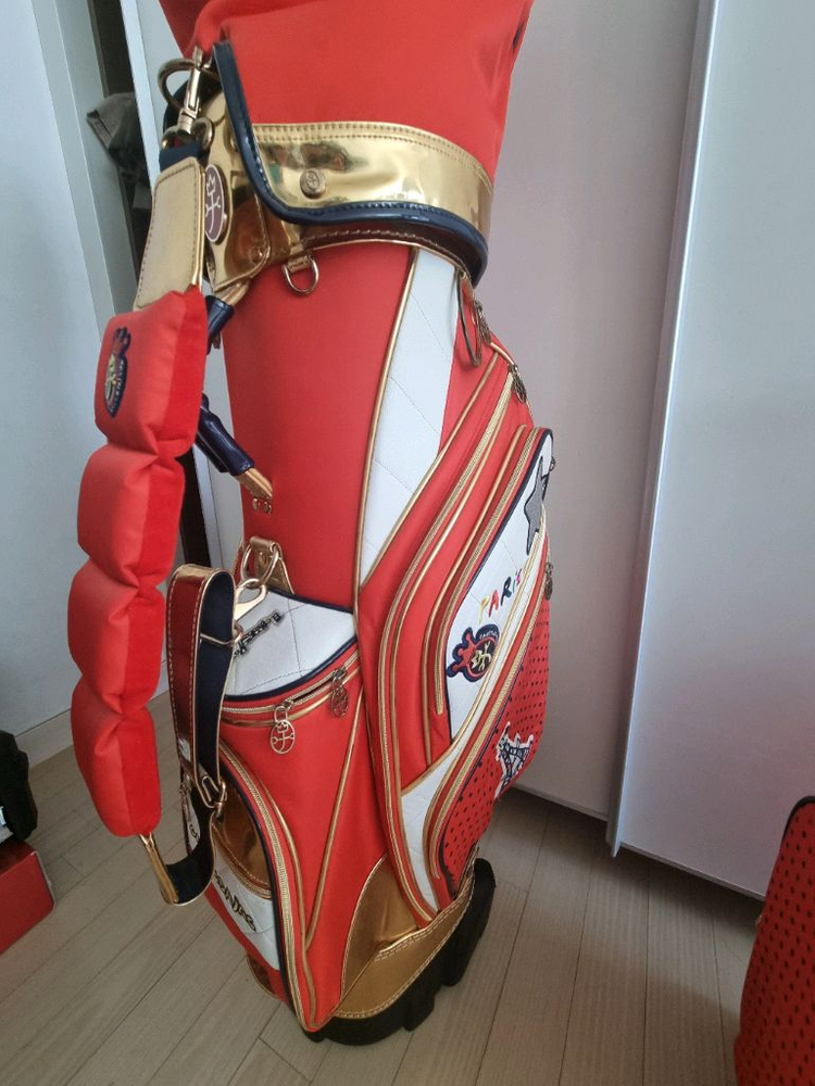 카스텔바작 골프 캐디백과 보스턴백 세트 이미지
