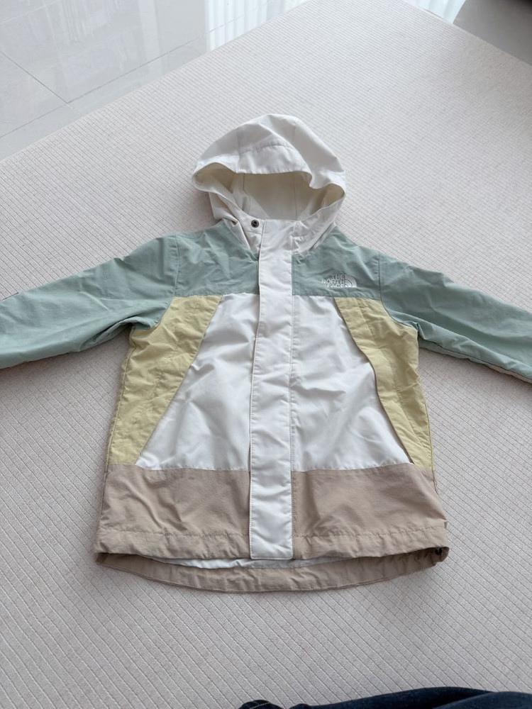 노스페이스키즈 바람막이 자켓130--1