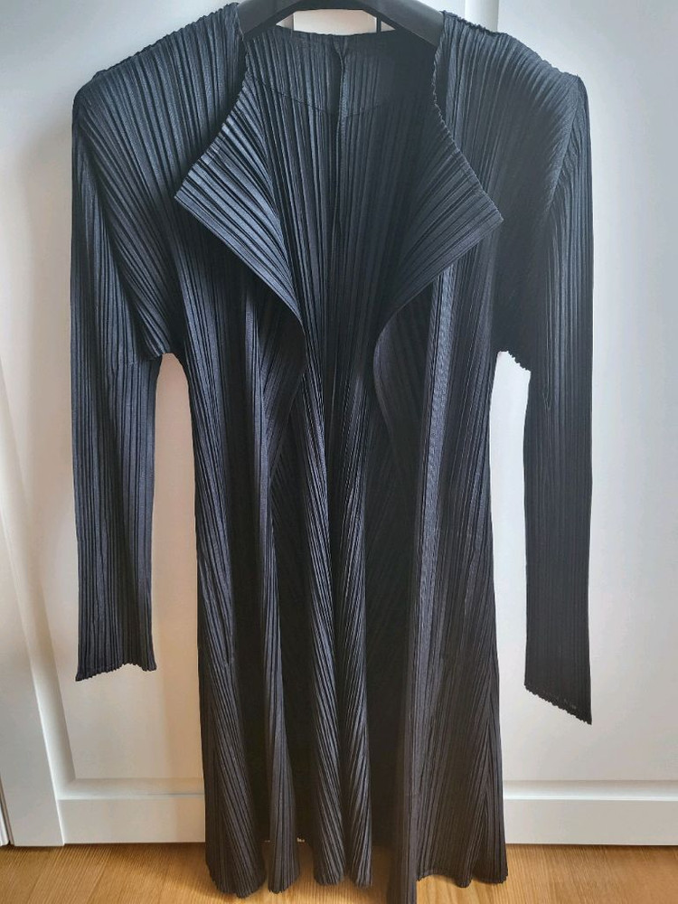 플리츠플리즈 멜로우 블랙 가디건 3--3