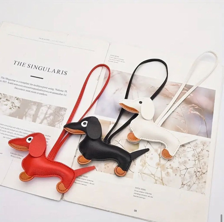 귀여운 닥스훈트 모양의 가죽 키링--2