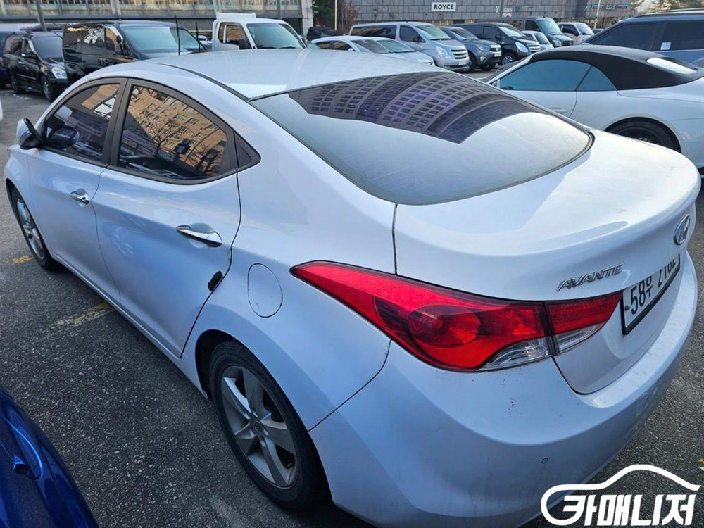 [현대]아반떼 MD M16 GDI 럭셔리 #3월급매 이미지