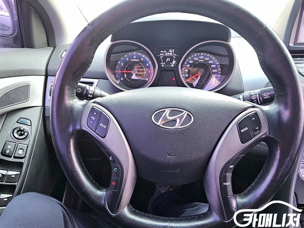 [현대]아반떼 MD M16 GDI 럭셔리 #3월급매 이미지